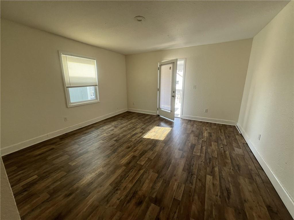 3327 - 3329 Indiana Avenue Property Photo 2