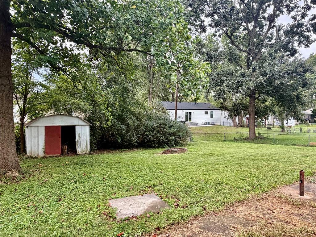 213 Park Avenue Property Photo 15