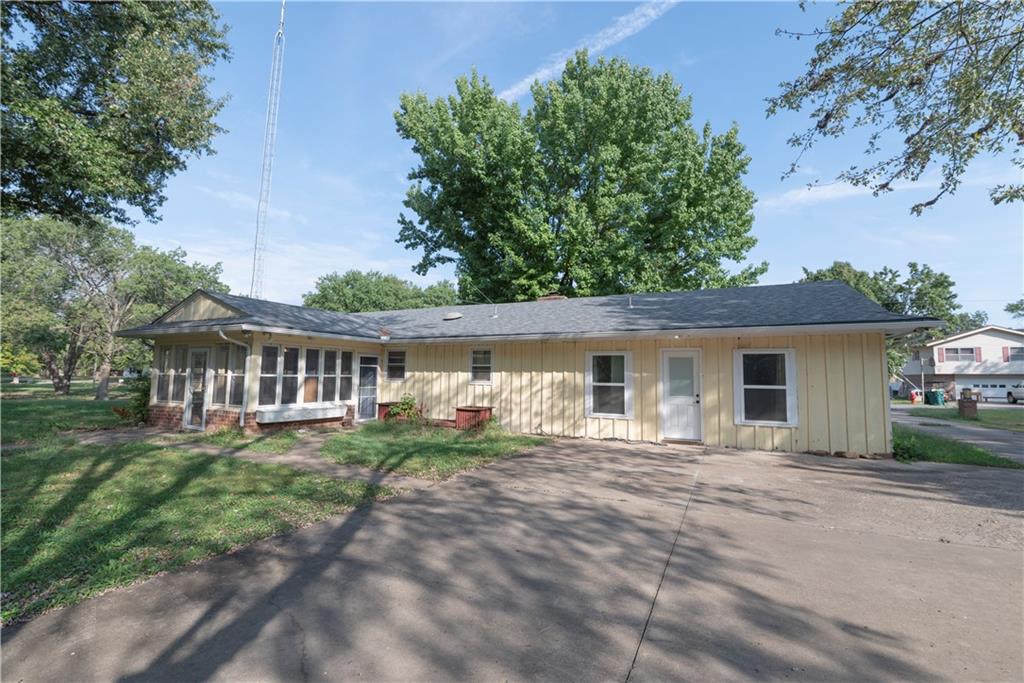 302 Fireside Drive Drive Property Photo 15