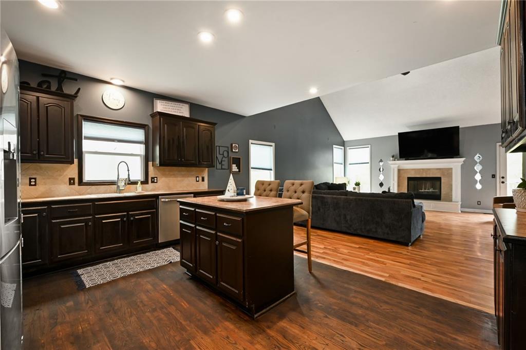 712 S Adams Street Property Photo 18