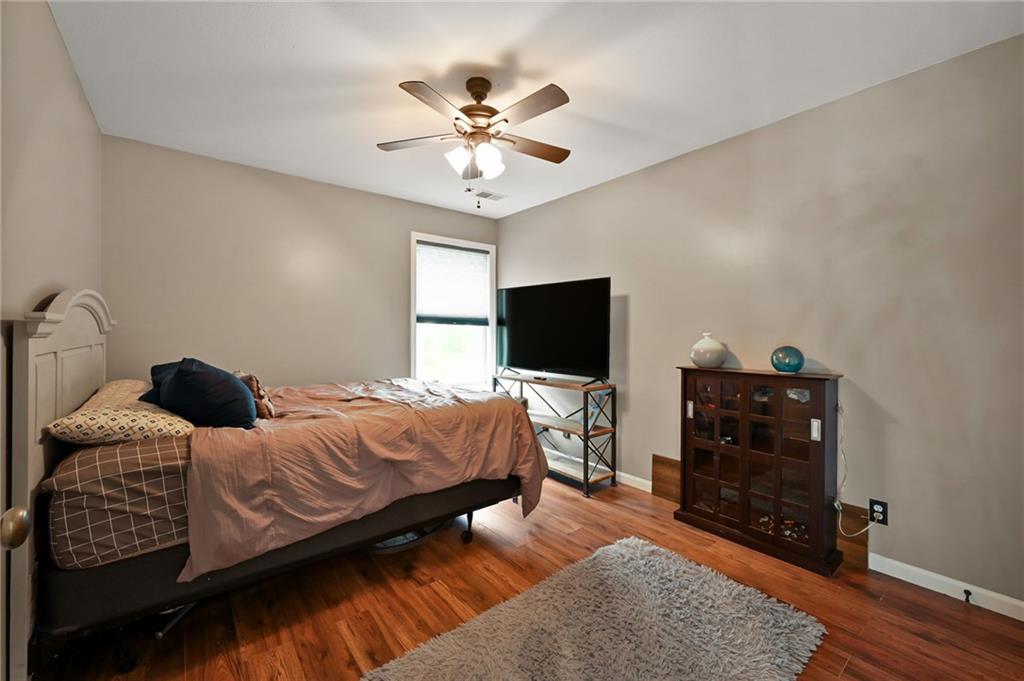 712 S Adams Street Property Photo 31