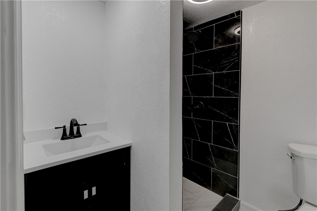 217 Woods Avenue Property Photo 5