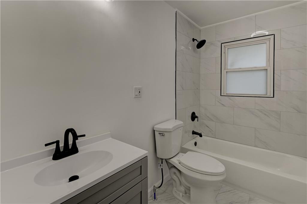 217 Woods Avenue Property Photo 18