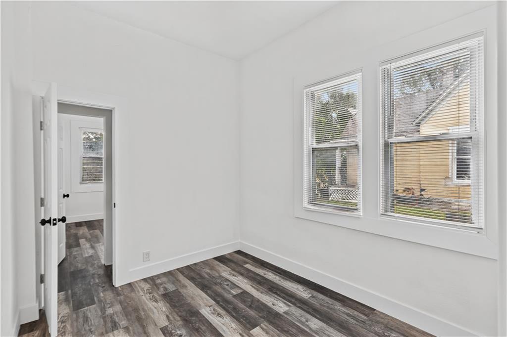 627 Sumner Avenue Property Photo 8