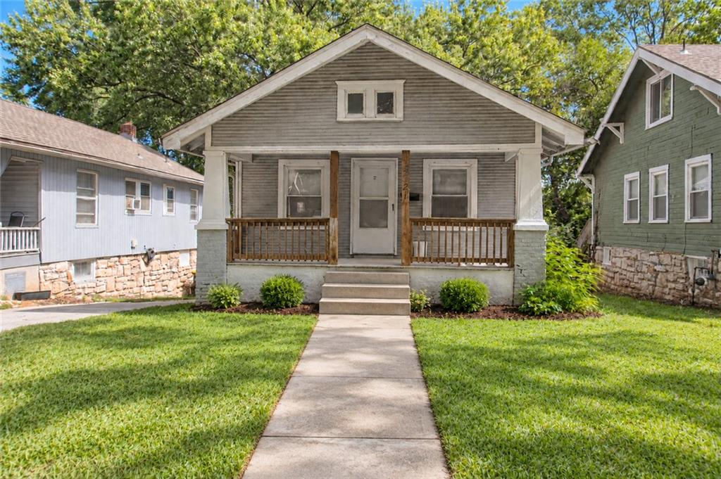 5721 Brooklyn Avenue Property Photo 1