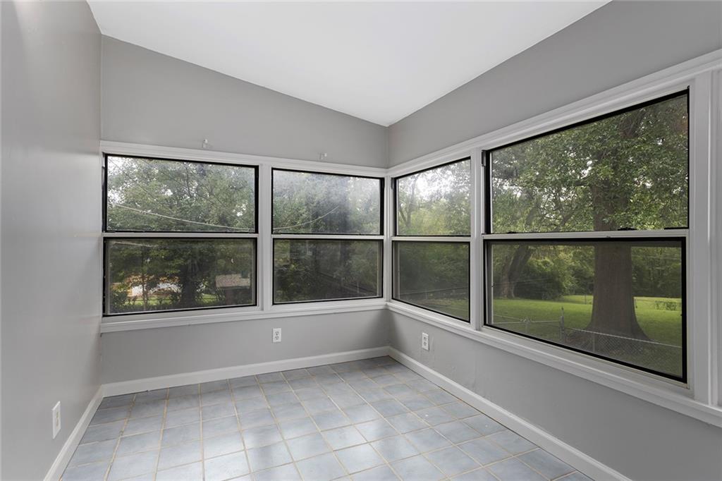 6100 E 97th Street Property Photo 11