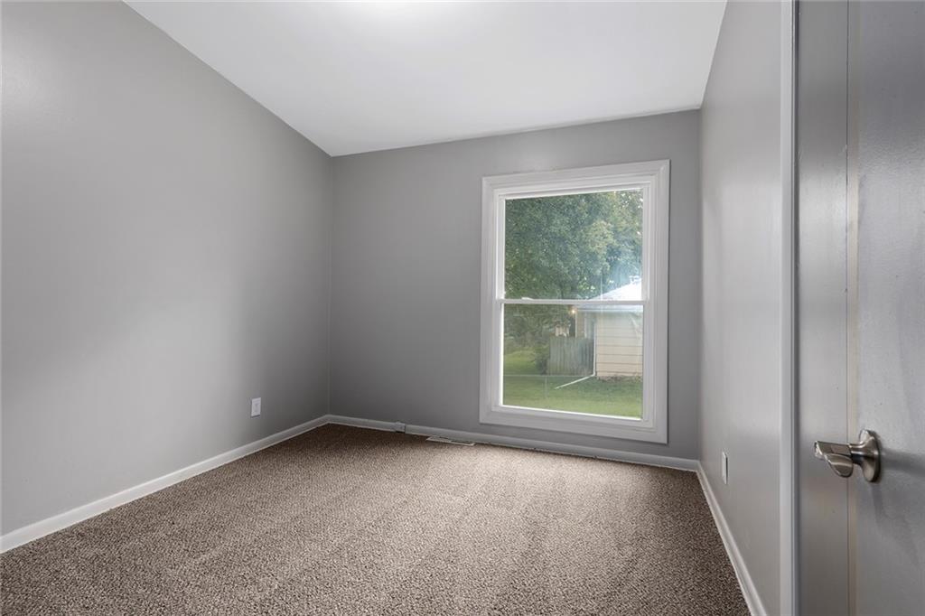 6100 E 97th Street Property Photo 14