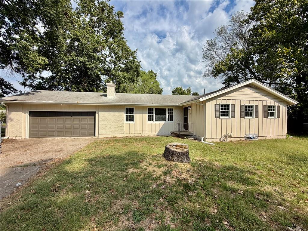 407 E Elm Street Property Photo 1