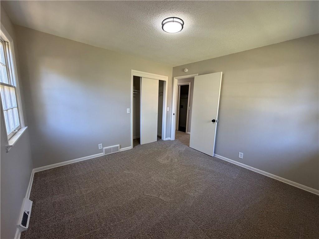 407 E Elm Street Property Photo 15