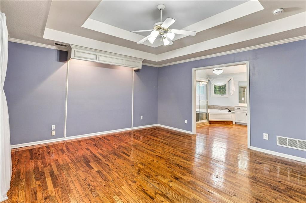 18437 Lamar Avenue Property Photo 26
