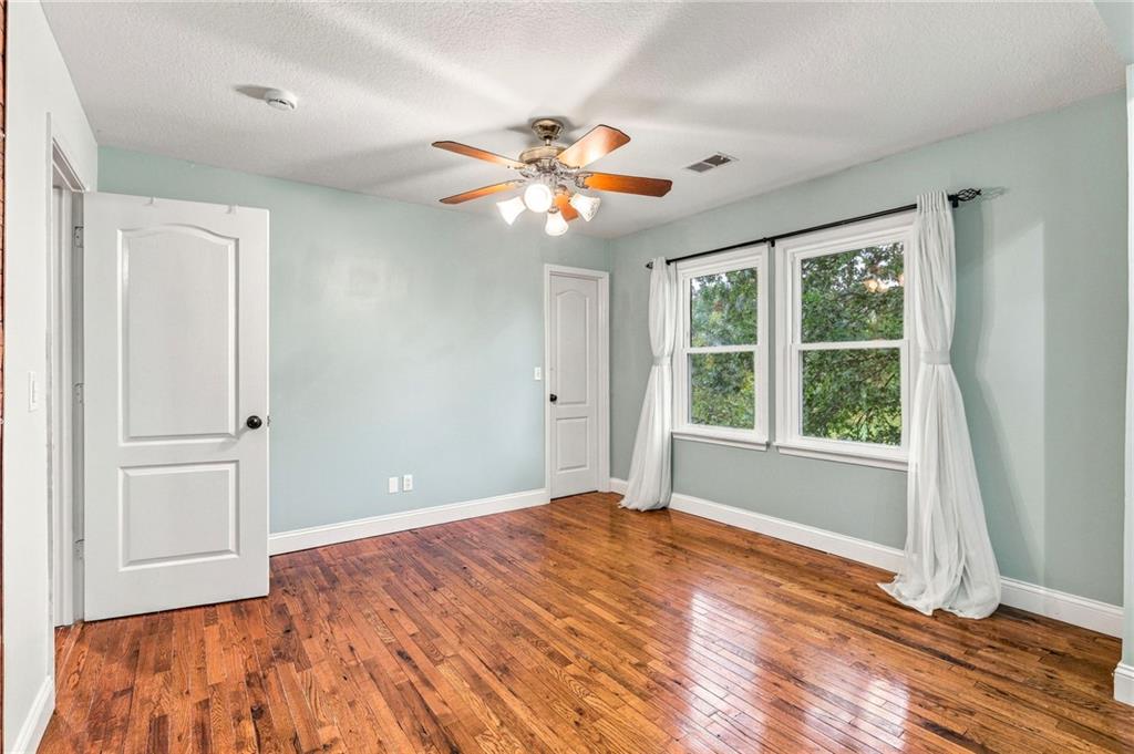 18437 Lamar Avenue Property Photo 38