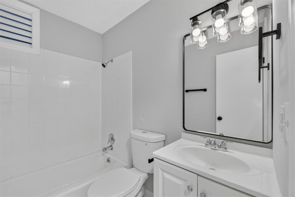 3412 Ne 68th Terrace Property Photo 38