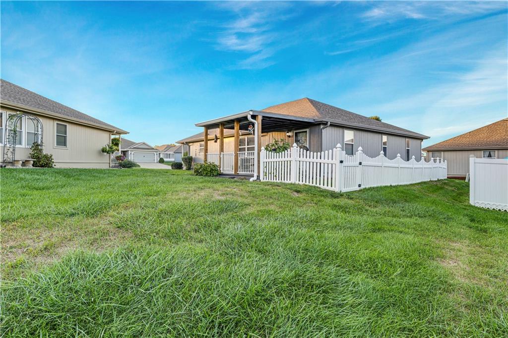 523 Mars Court Property Photo 3
