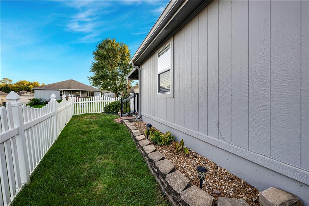 523 Mars Court Property Photo 4