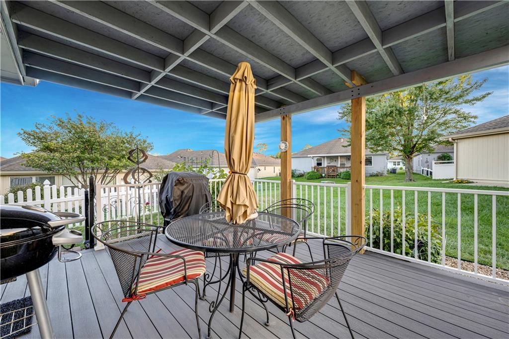 523 Mars Court Property Photo 5