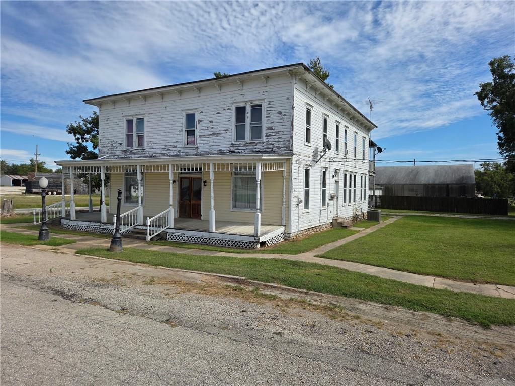 105 N 4th Street Property Photo 1