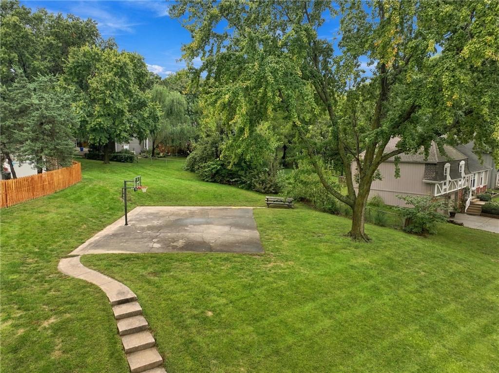 12903 W 77th Terrace Property Photo 45