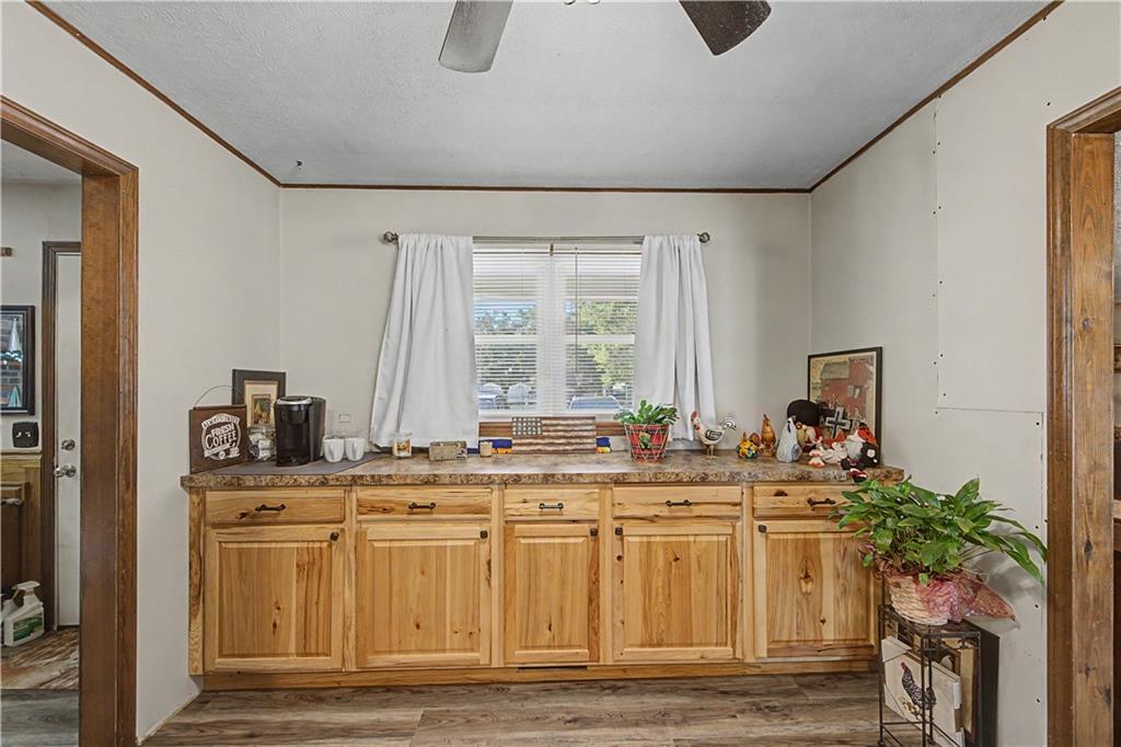 206 N Webster Street Property Photo 15