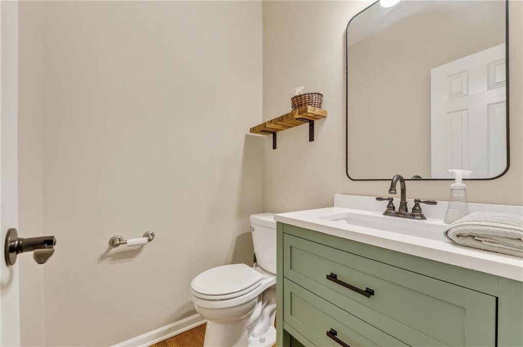1100 Silverleaf Lane Property Photo 18