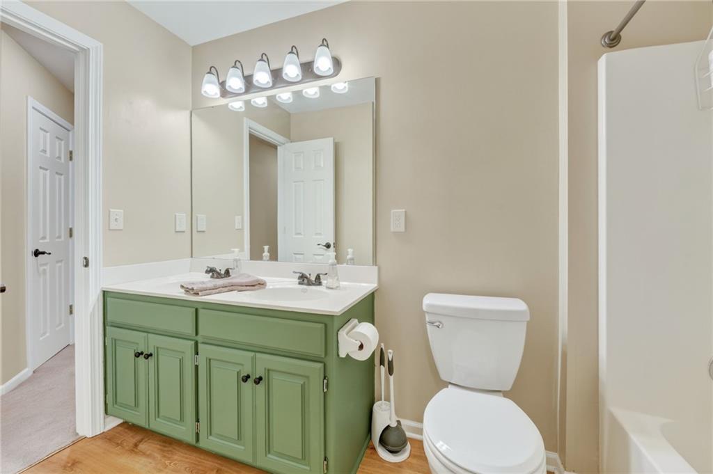 1100 Silverleaf Lane Property Photo 29
