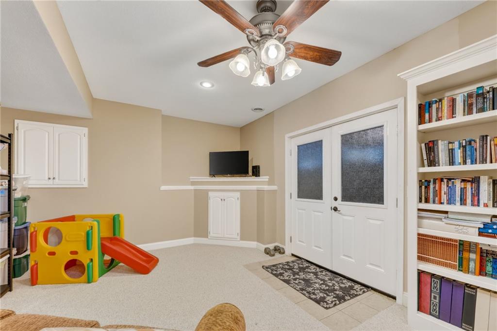 1100 Silverleaf Lane Property Photo 38