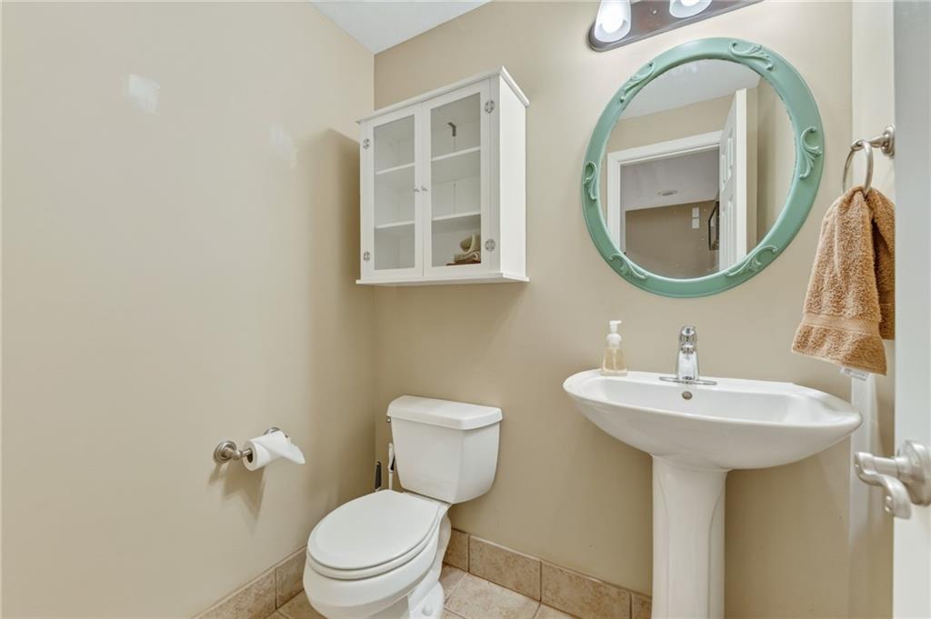 1100 Silverleaf Lane Property Photo 43