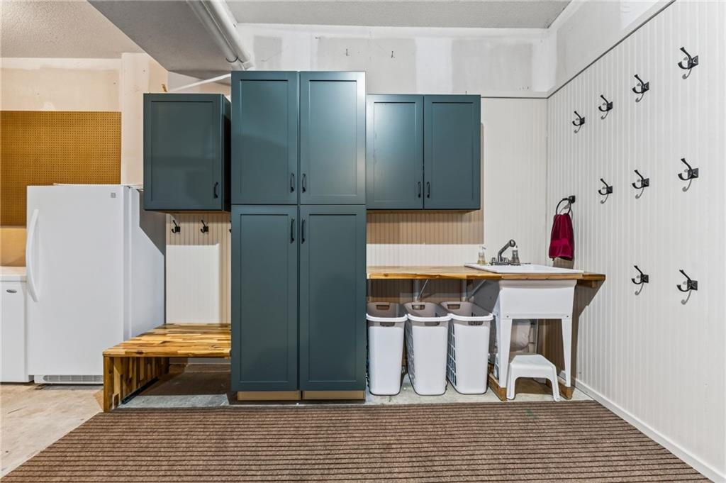 1100 Silverleaf Lane Property Photo 45