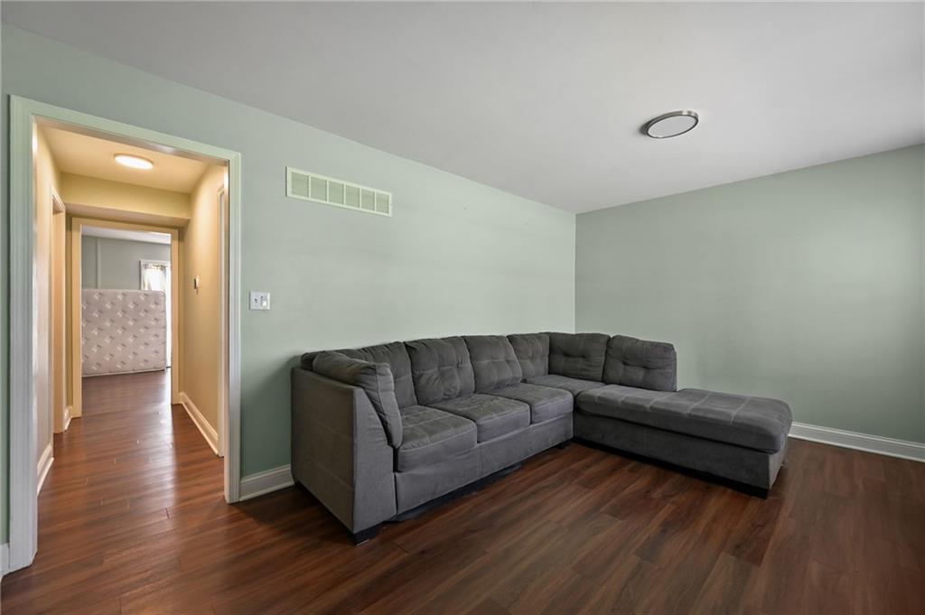 6208 E 129th Street Property Photo 4
