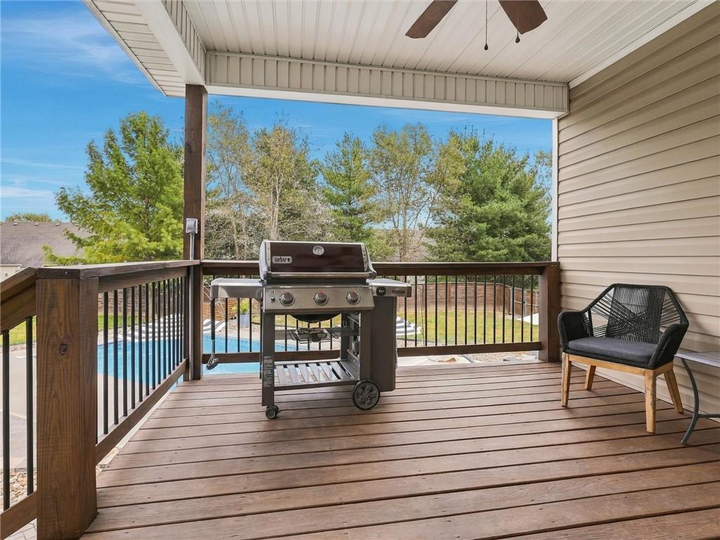 17265 Cortona Drive Property Photo 8