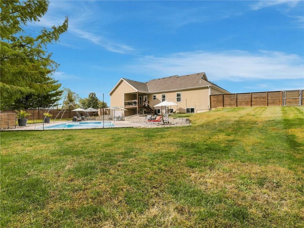 17265 Cortona Drive Property Photo 9