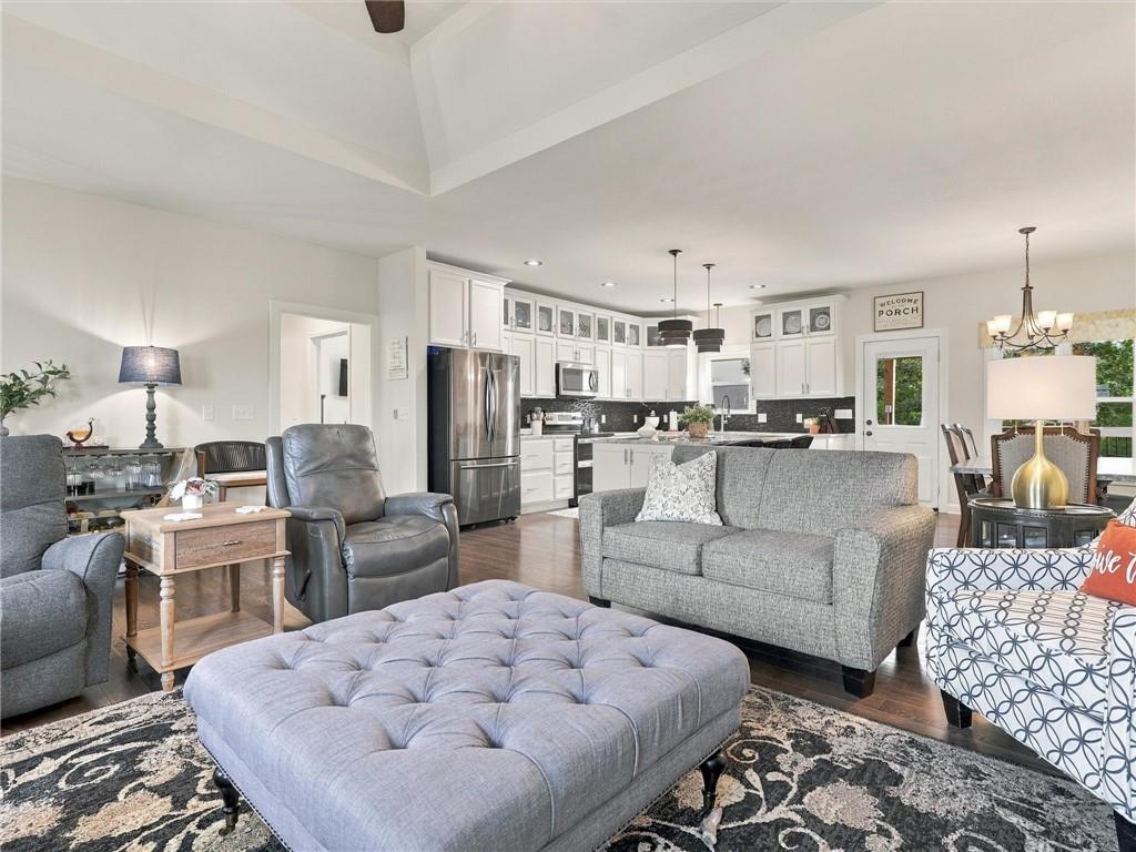 17265 Cortona Drive Property Photo 20
