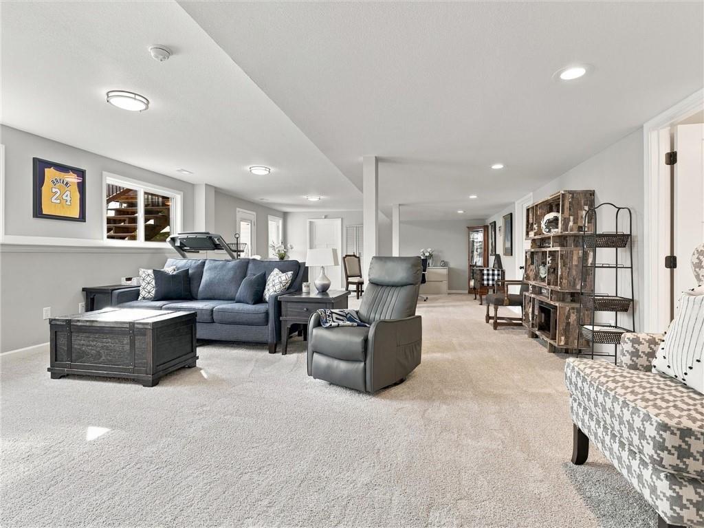 17265 Cortona Drive Property Photo 40