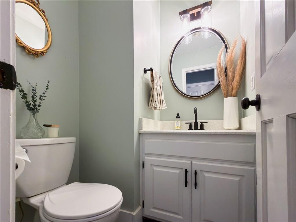 15026 W 146 Street Property Photo 9