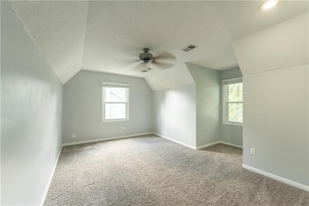 15026 W 146 Street Property Photo 22