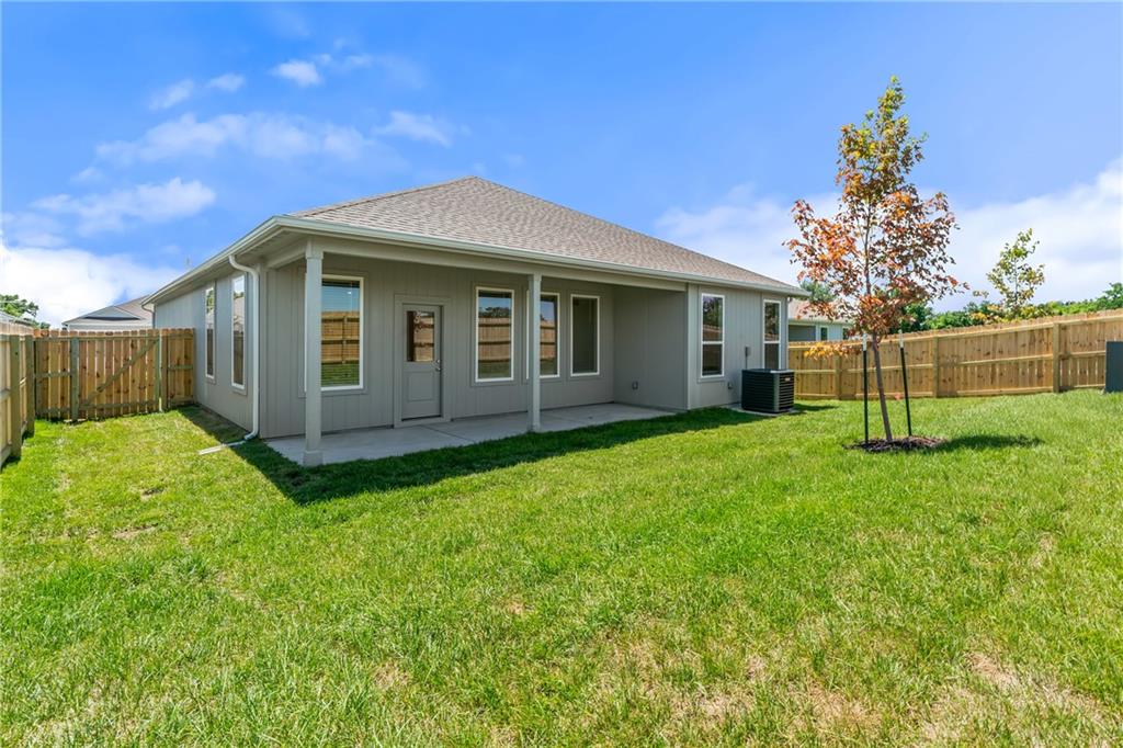 21287 Cleveland Street Property Photo 3
