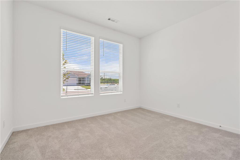 21287 Cleveland Street Property Photo 5