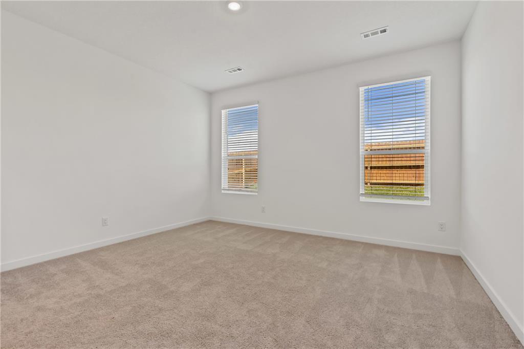 21287 Cleveland Street Property Photo 16