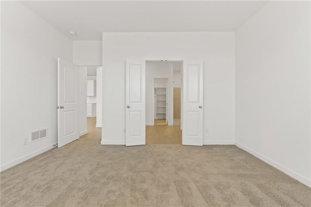 21287 Cleveland Street Property Photo 17