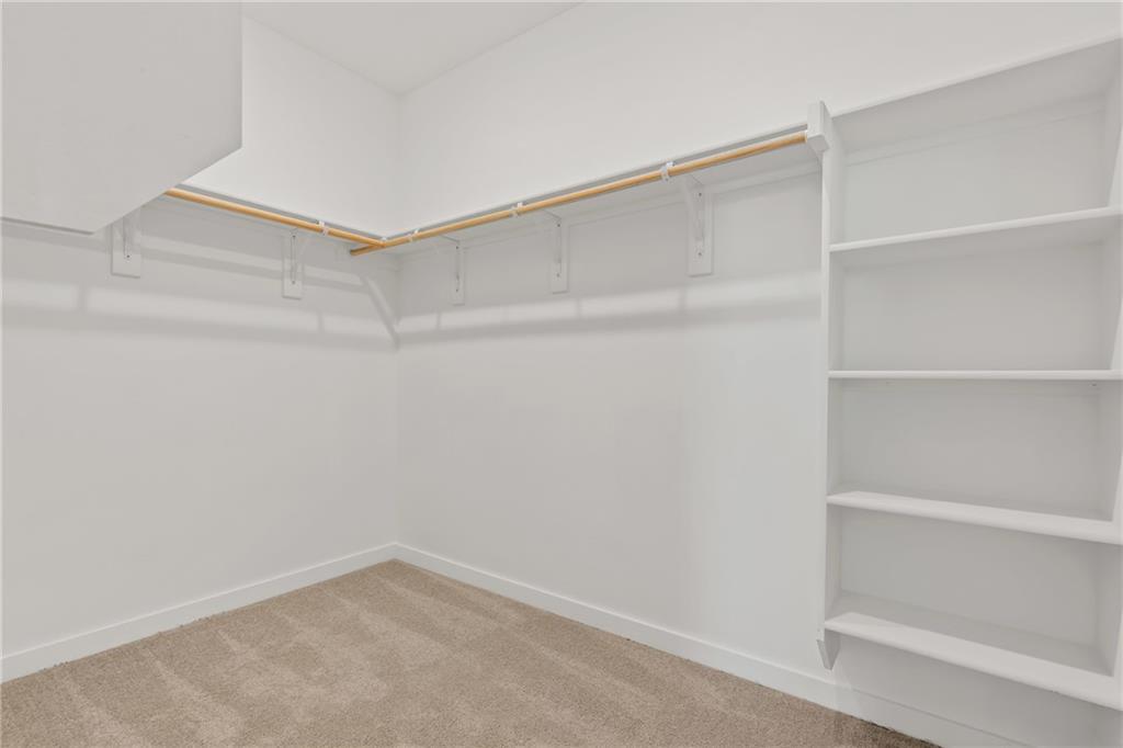 21287 Cleveland Street Property Photo 20