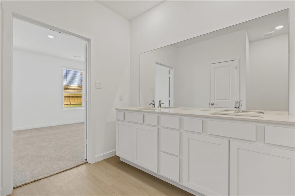 21287 Cleveland Street Property Photo 22
