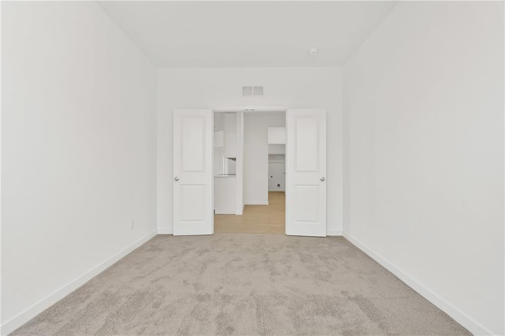 21287 Cleveland Street Property Photo 24