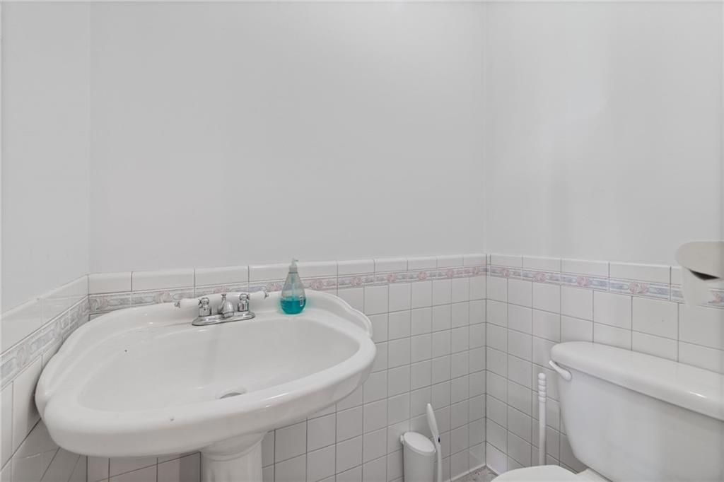 11991 Wood Oak Avenue Property Photo 12