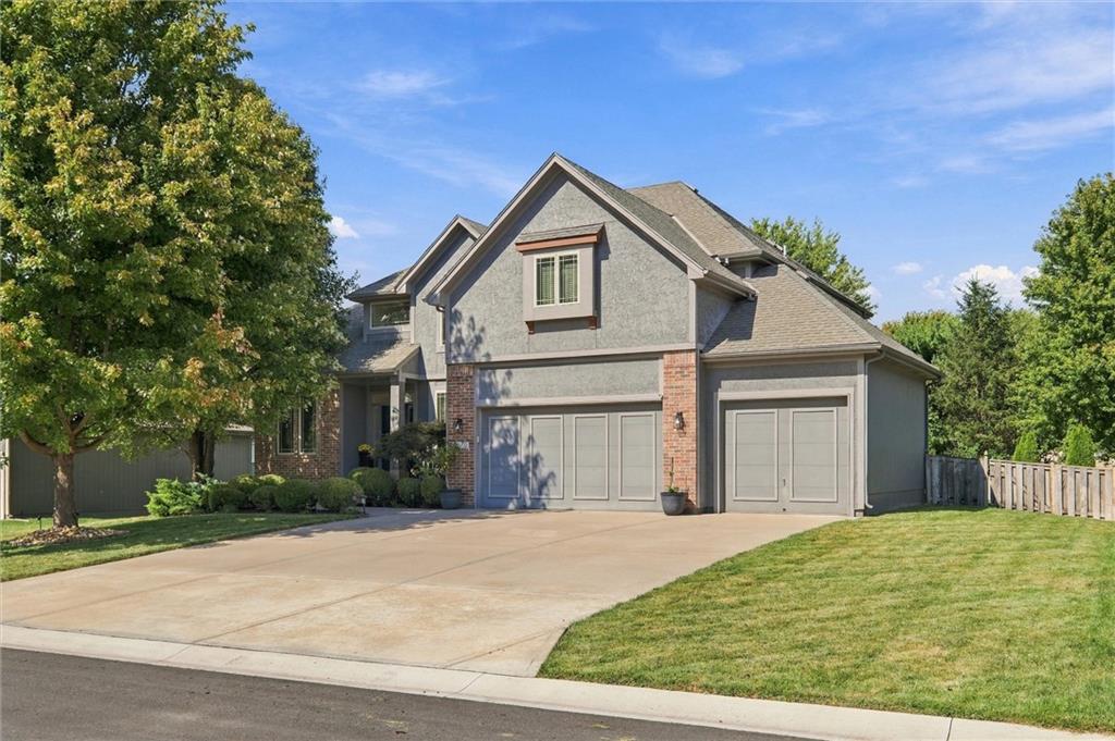 2512 Ne Indian Pointe N/a Property Photo 1