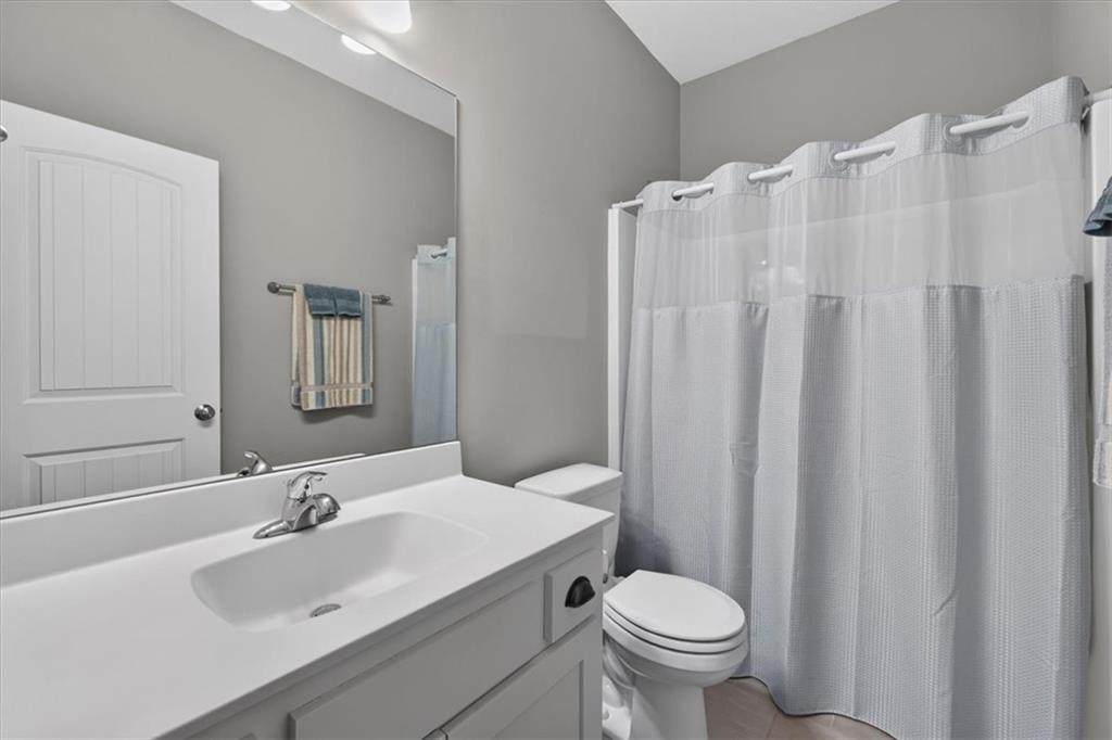 310 Crestview Court Property Photo 23