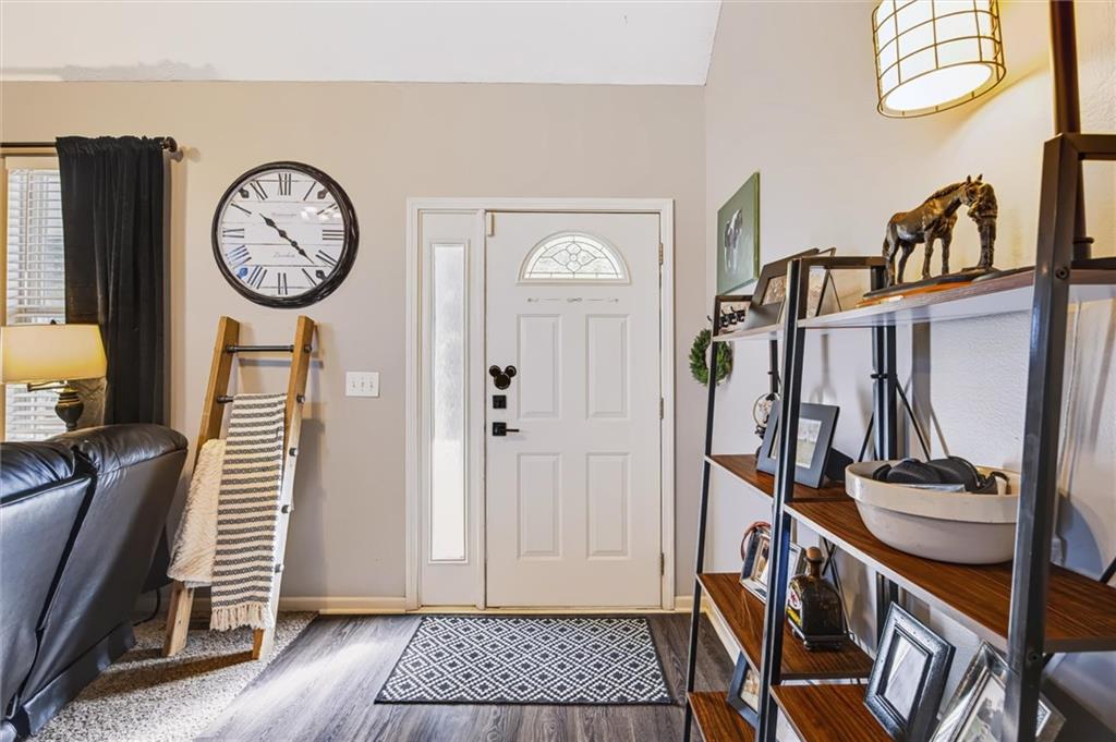 204 Amy Street Property Photo 5