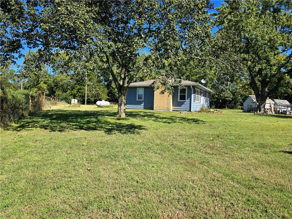6455 Main Street Property Photo 8