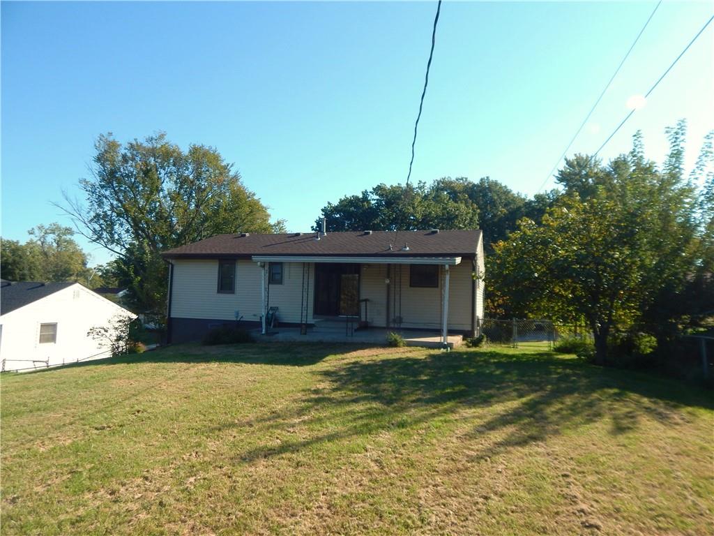 5360 N Richmond Avenue Property Photo 8