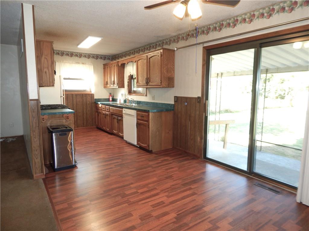 5360 N Richmond Avenue Property Photo 13