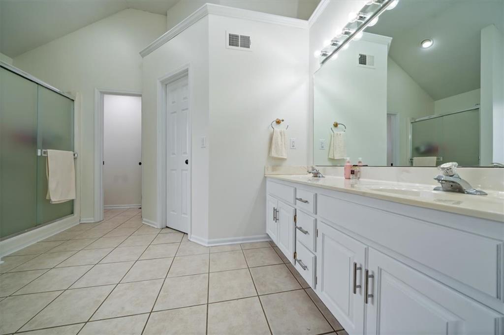 7418 N Sycamore Avenue Property Photo 14