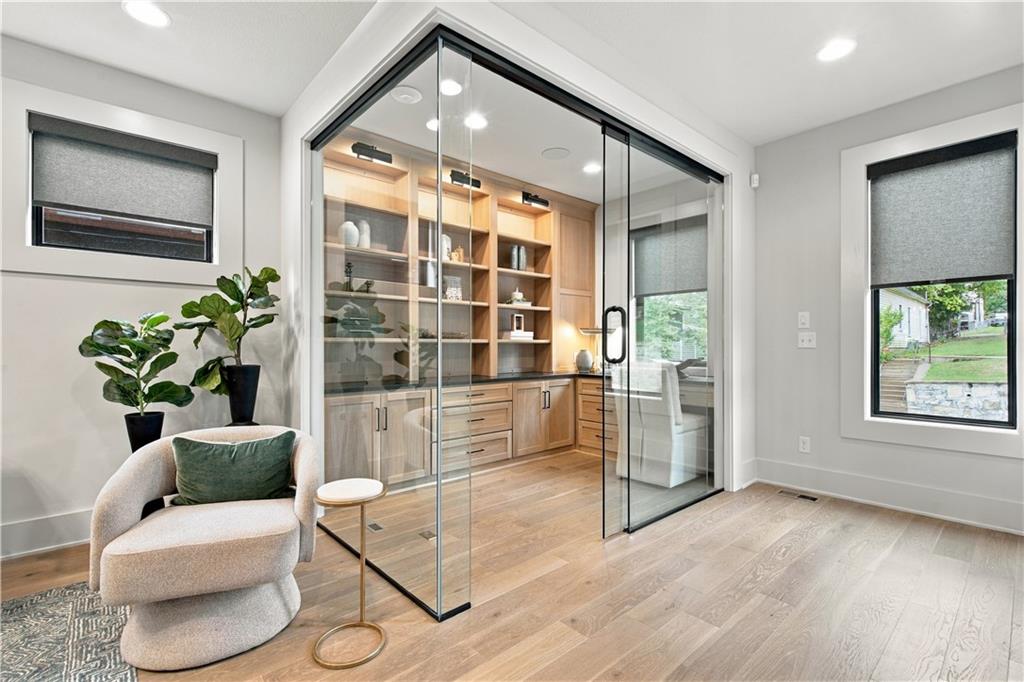 2135 Madison Avenue Property Photo 14